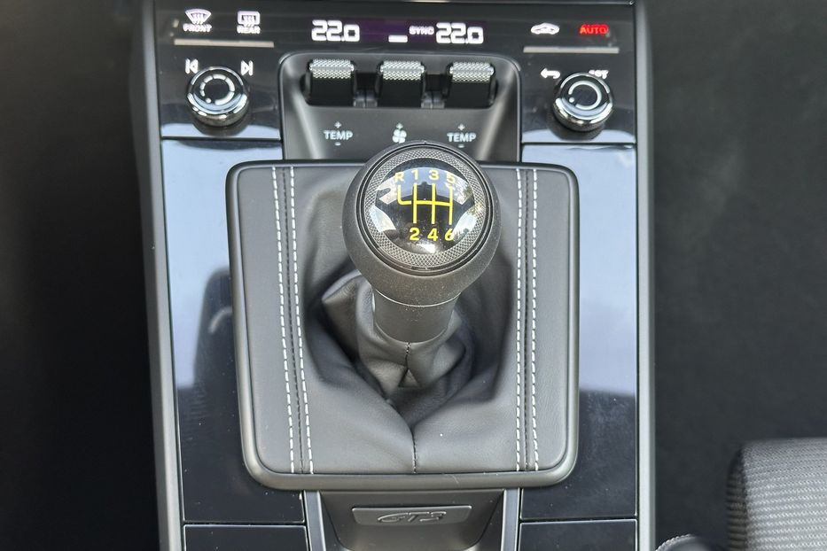 Продам Porsche 911 GT3 Touring 2022 года в Киеве