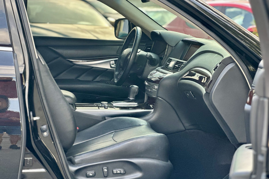 Продам Infiniti M37 2012 года в Киеве