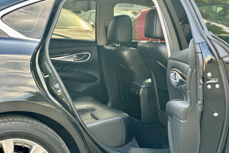 Продам Infiniti M37 2012 года в Киеве
