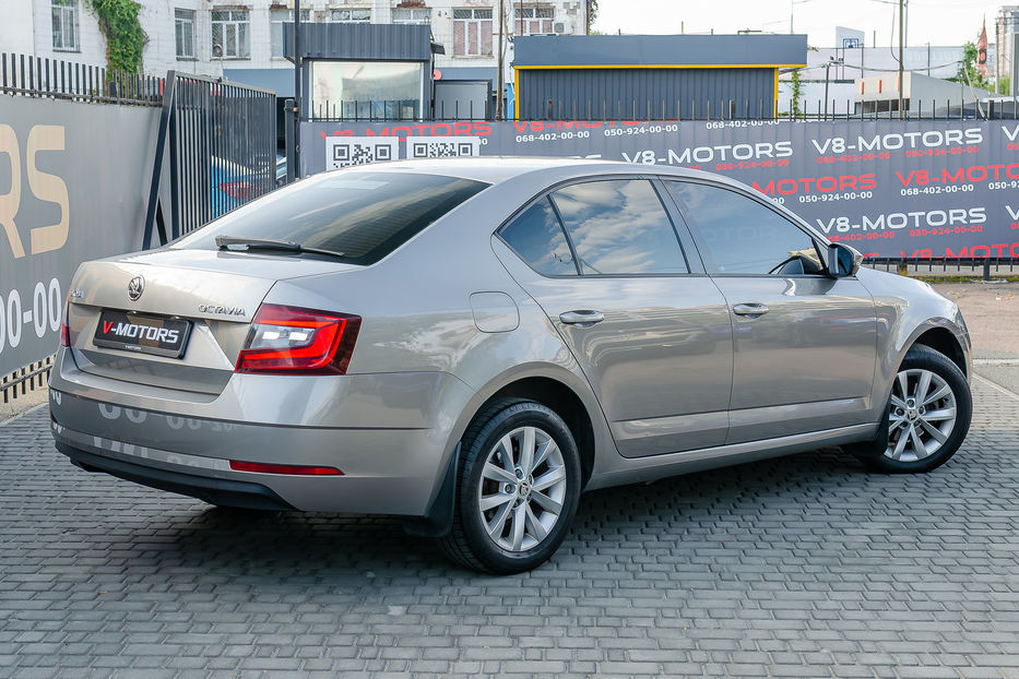 Продам Skoda Octavia A7 2.0TDI DSG 2017 года в Киеве