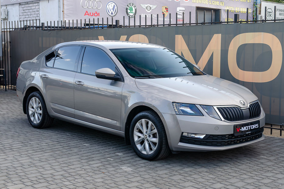 Продам Skoda Octavia A7 2.0TDI DSG 2017 года в Киеве