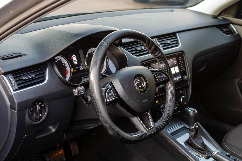 Продам Skoda Octavia A7 2.0TDI DSG 2017 года в Киеве