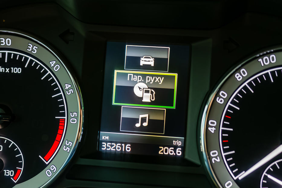 Продам Skoda Octavia A7 2.0TDI DSG 2017 года в Киеве