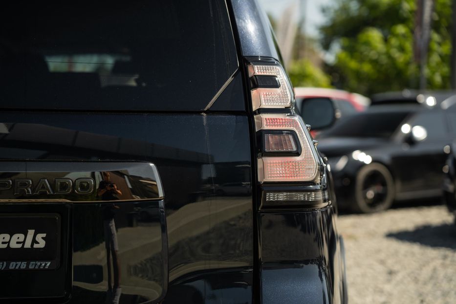 Продам Toyota Land Cruiser Prado AWD 2020 года в Черновцах