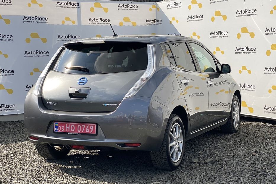 Продам Nissan Leaf 2015 года в Луцке