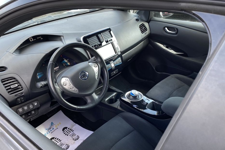 Продам Nissan Leaf 2015 года в Луцке