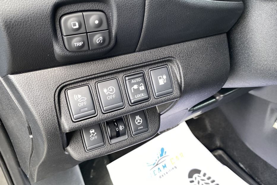 Продам Nissan Leaf 2015 года в Луцке