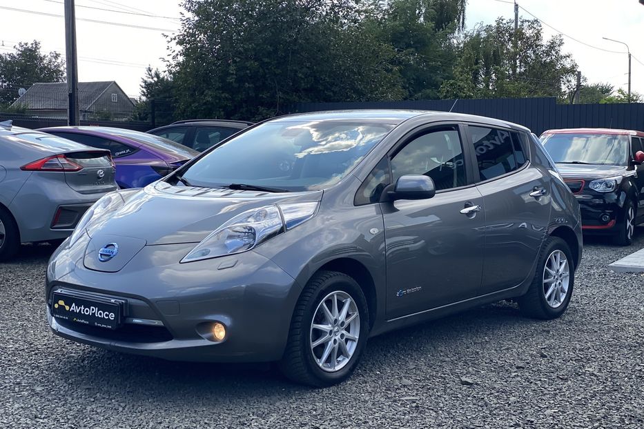 Продам Nissan Leaf 2015 года в Луцке