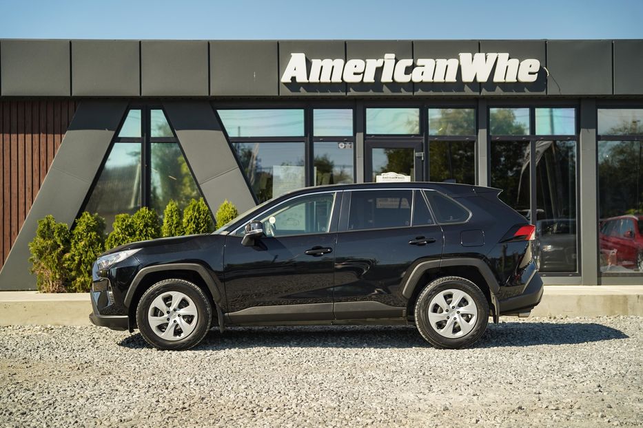 Продам Toyota Rav 4 2020 года в Черновцах