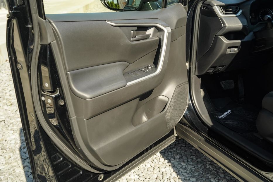 Продам Toyota Rav 4 2020 года в Черновцах
