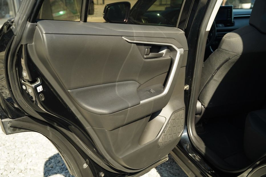 Продам Toyota Rav 4 2020 года в Черновцах
