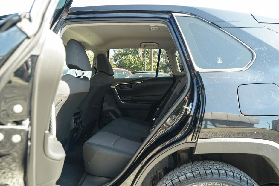 Продам Toyota Rav 4 2020 года в Черновцах