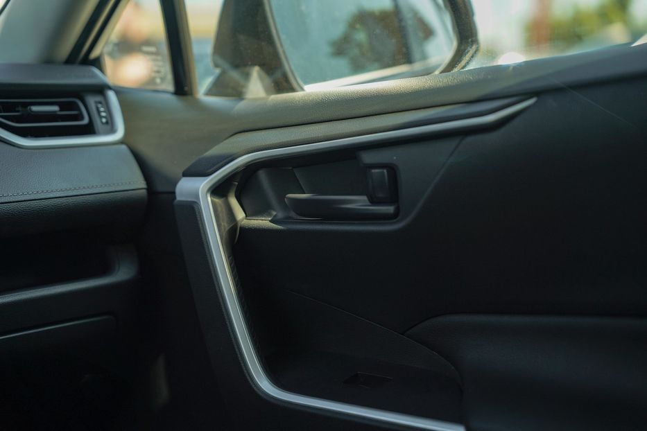Продам Toyota Rav 4 2020 года в Черновцах
