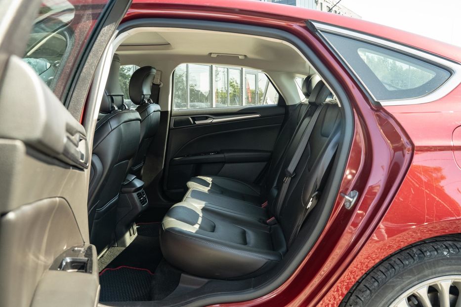 Продам Ford Fusion Titanium 2014 года в Черновцах