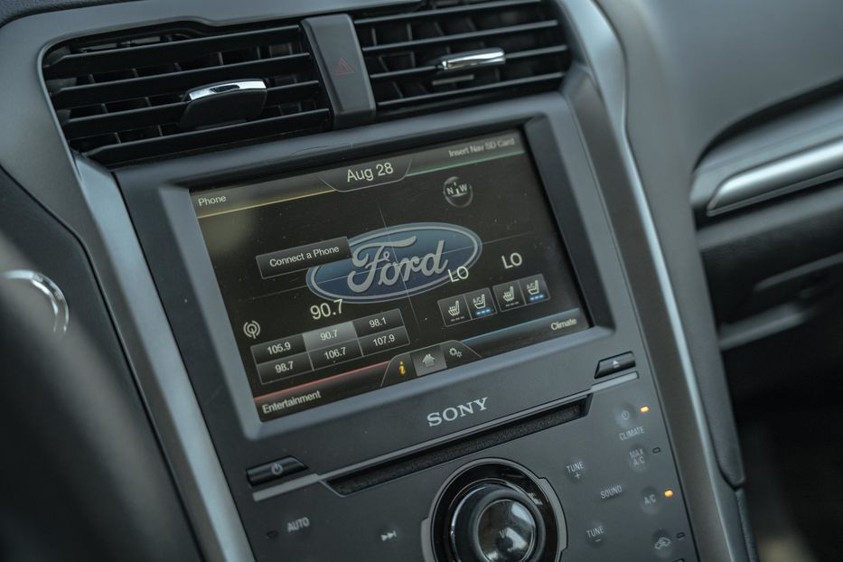 Продам Ford Fusion Titanium 2014 года в Черновцах