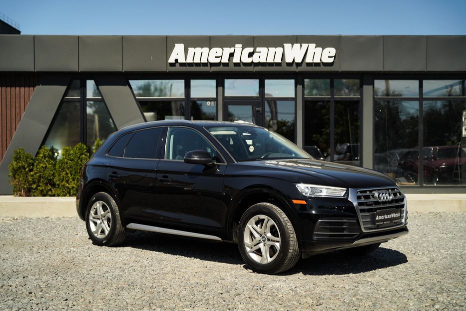 Продам Audi Q5 Premium 2017 года в Черновцах