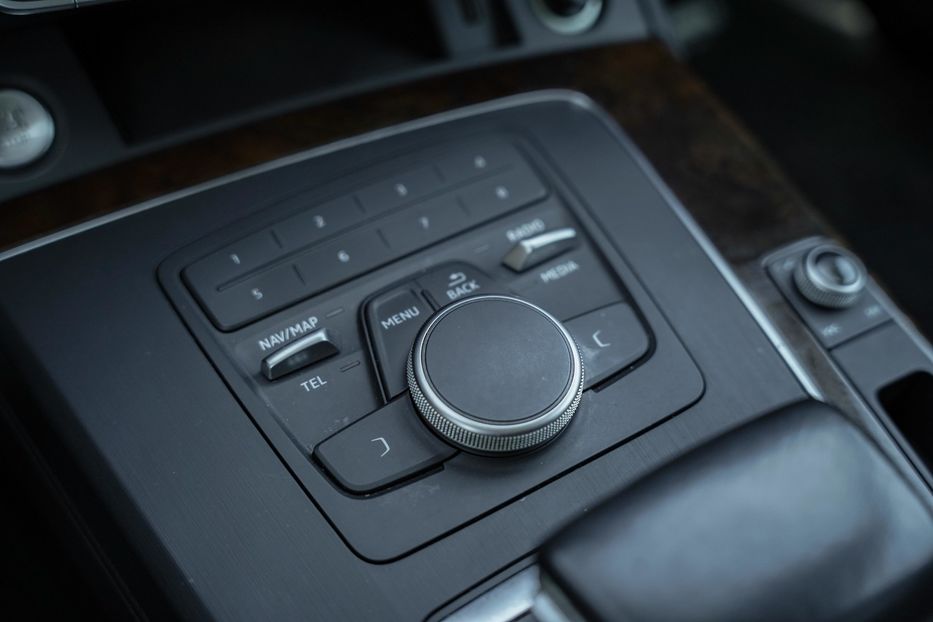 Продам Audi Q5 Premium 2017 года в Черновцах