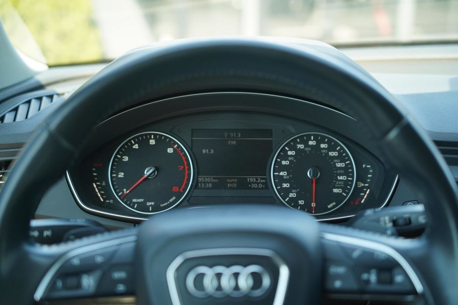 Продам Audi Q5 Premium 2017 года в Черновцах