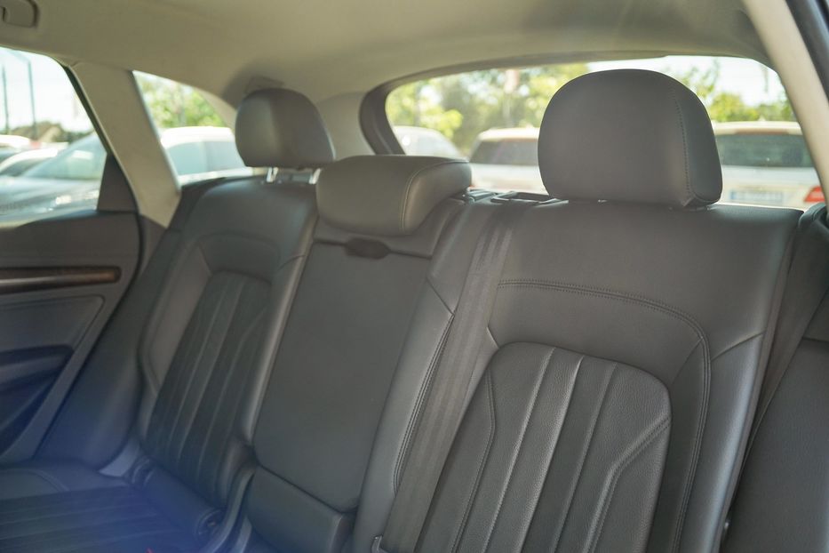 Продам Audi Q5 Premium 2017 года в Черновцах