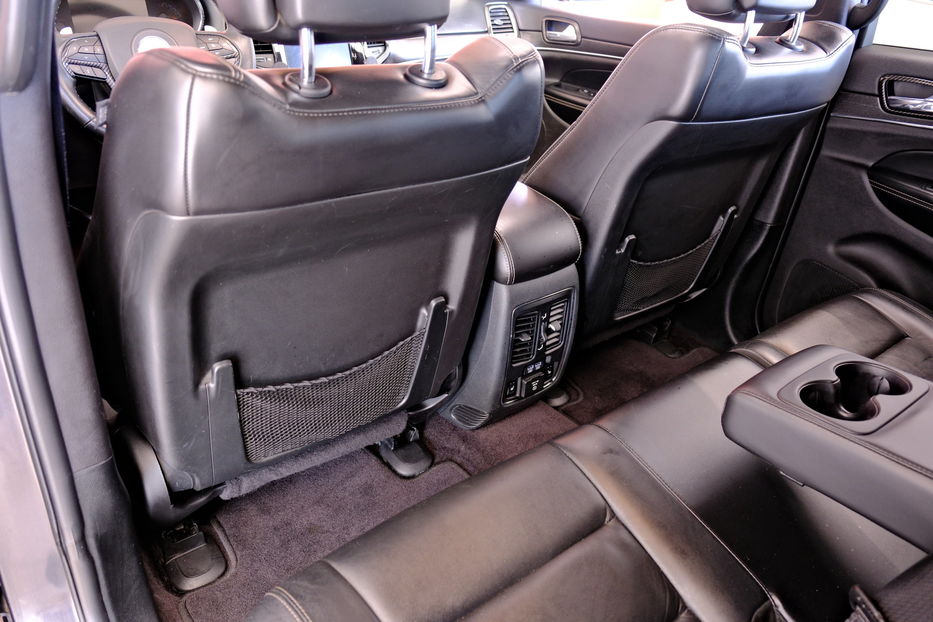 Продам Jeep Grand Cherokee 2017 года в Одессе