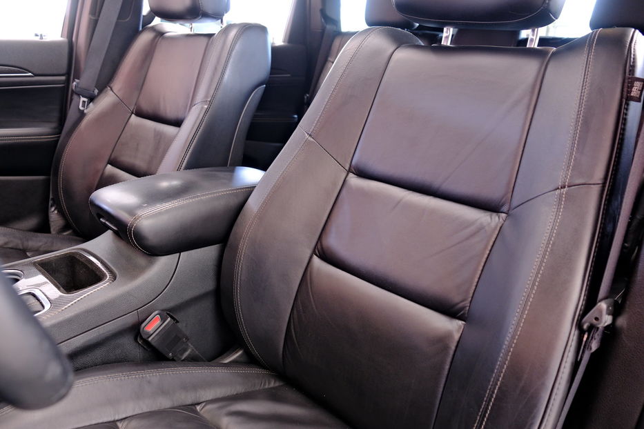 Продам Jeep Grand Cherokee 2017 года в Одессе
