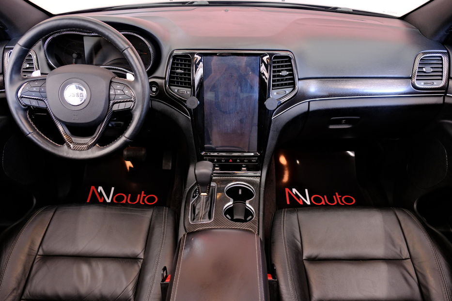 Продам Jeep Grand Cherokee 2017 года в Одессе
