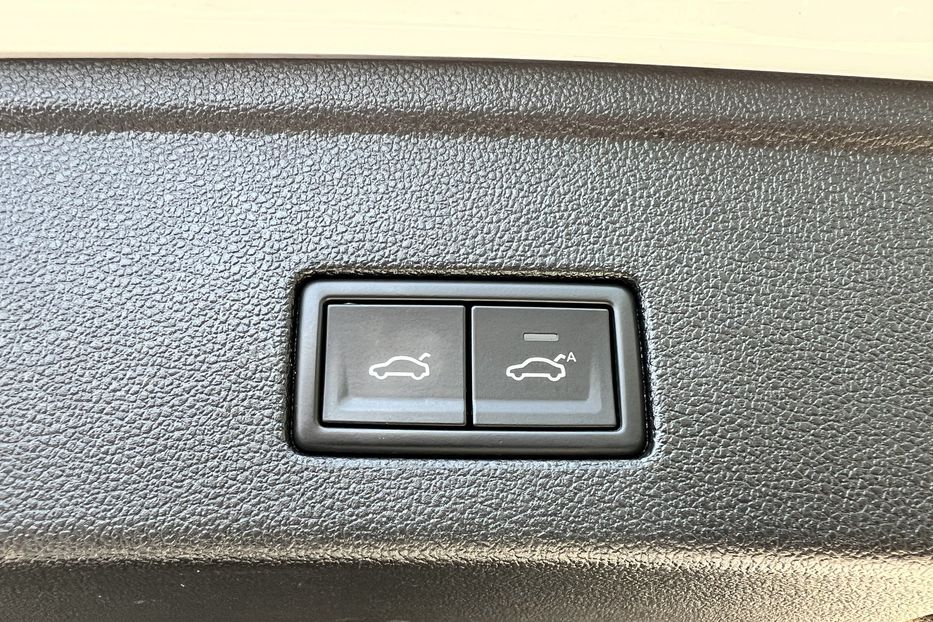 Продам Volkswagen Touareg 2019 года в г. Умань, Черкасская область