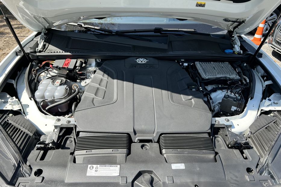 Продам Volkswagen Touareg 2019 года в г. Умань, Черкасская область