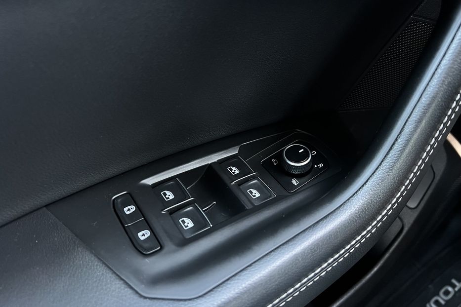 Продам Volkswagen Touareg 2019 года в г. Умань, Черкасская область