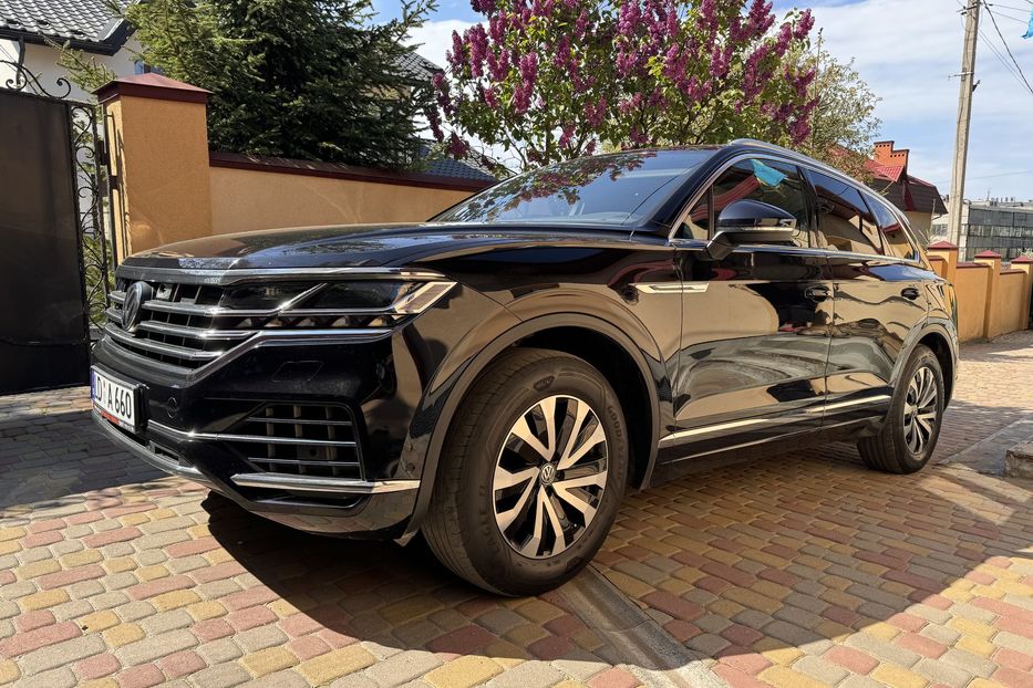 Продам Volkswagen Touareg Volkswagen TOUAREG 3, 0 л TDI  2020 года в Львове