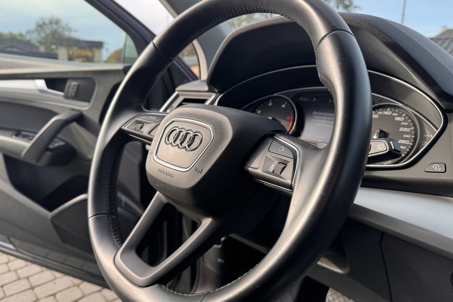 Продам Audi Q5 2020 года в Львове