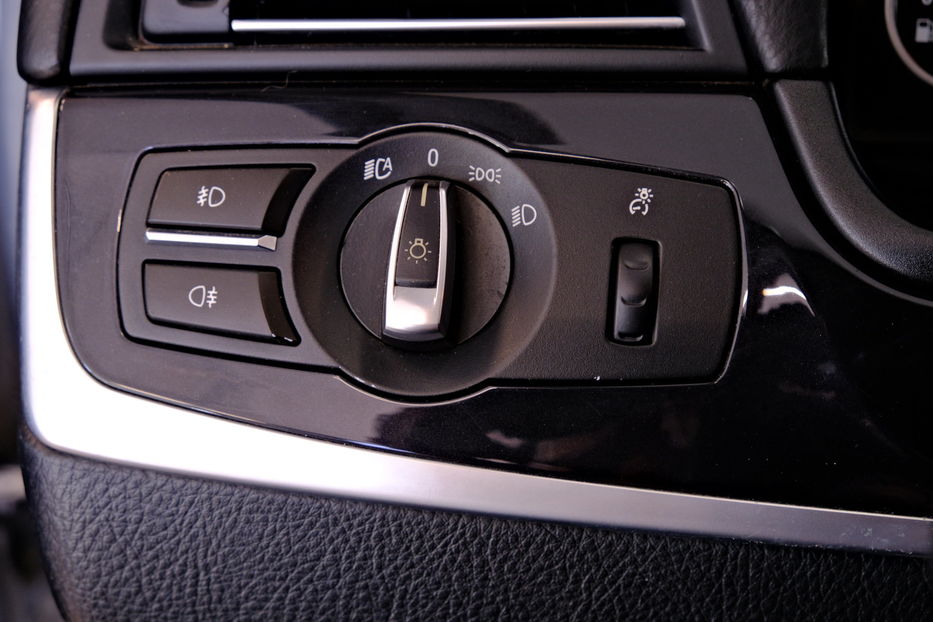 Продам BMW 520 2011 года в Одессе