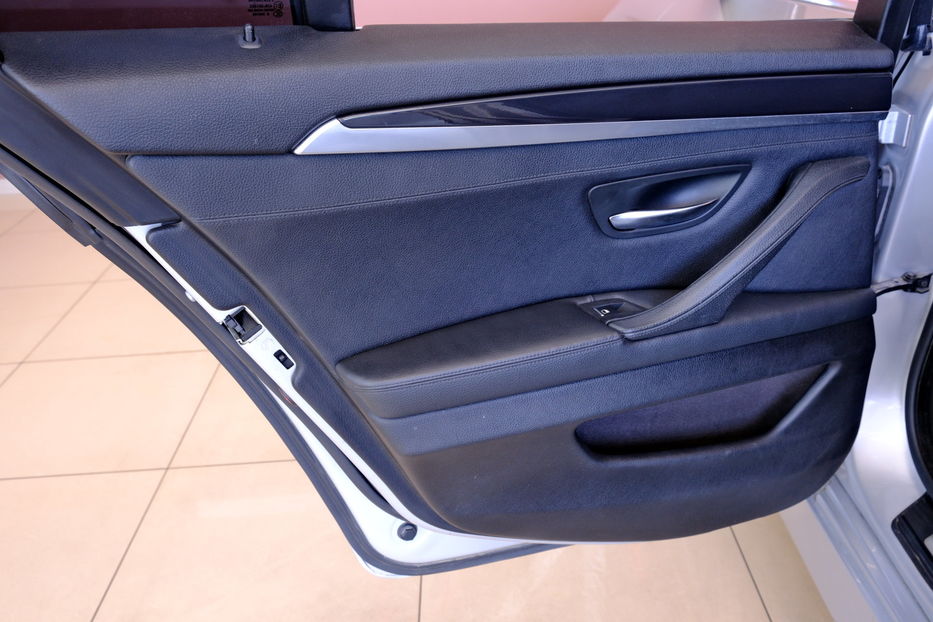 Продам BMW 520 2011 года в Одессе