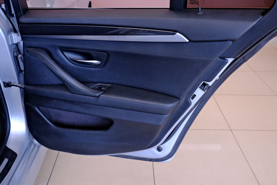 Продам BMW 520 2011 года в Одессе