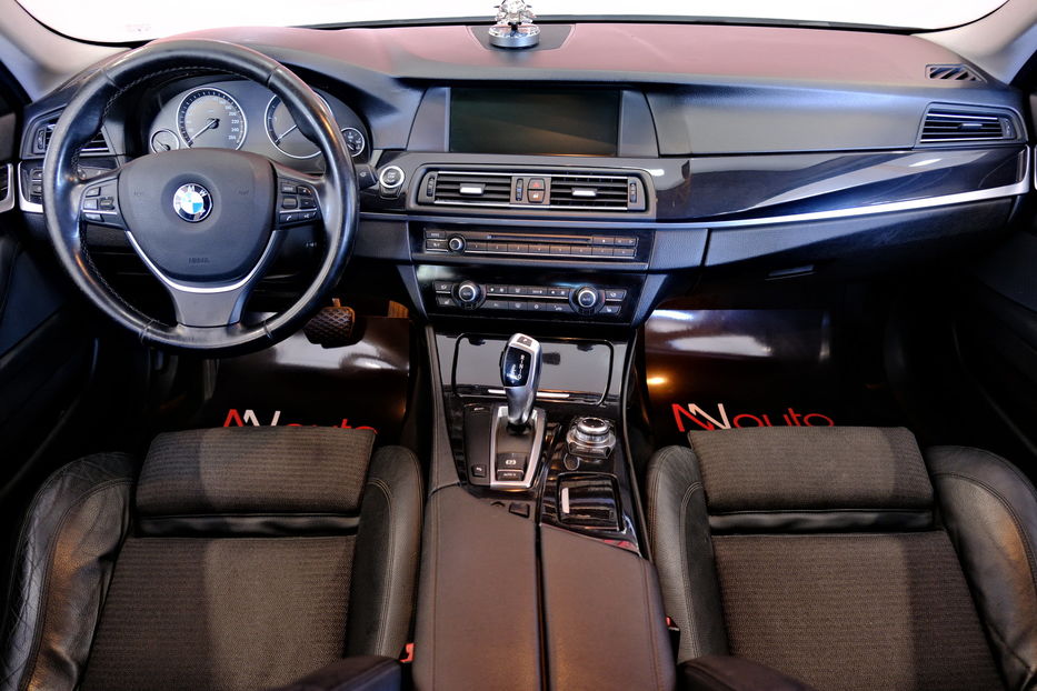 Продам BMW 520 2011 года в Одессе