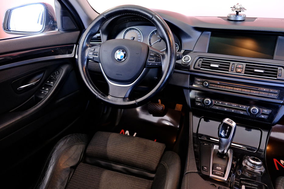 Продам BMW 520 2011 года в Одессе