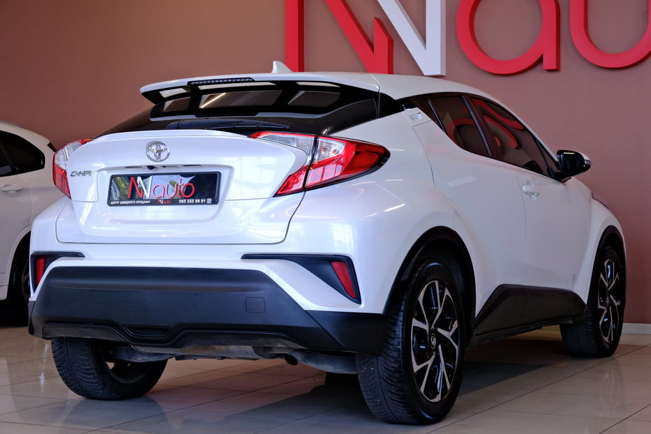 Продам Toyota C-HR 2017 года в Одессе