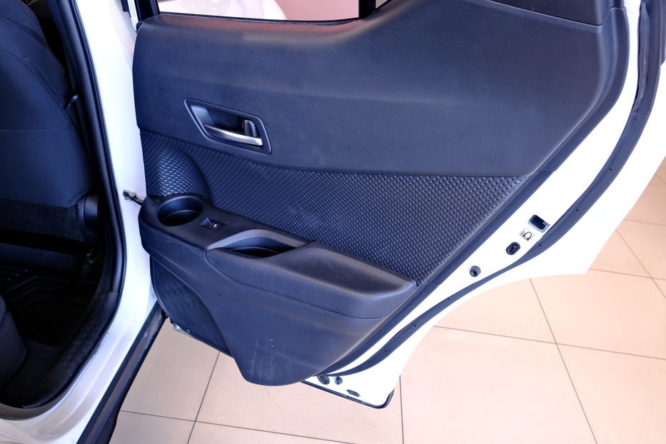 Продам Toyota C-HR 2017 года в Одессе