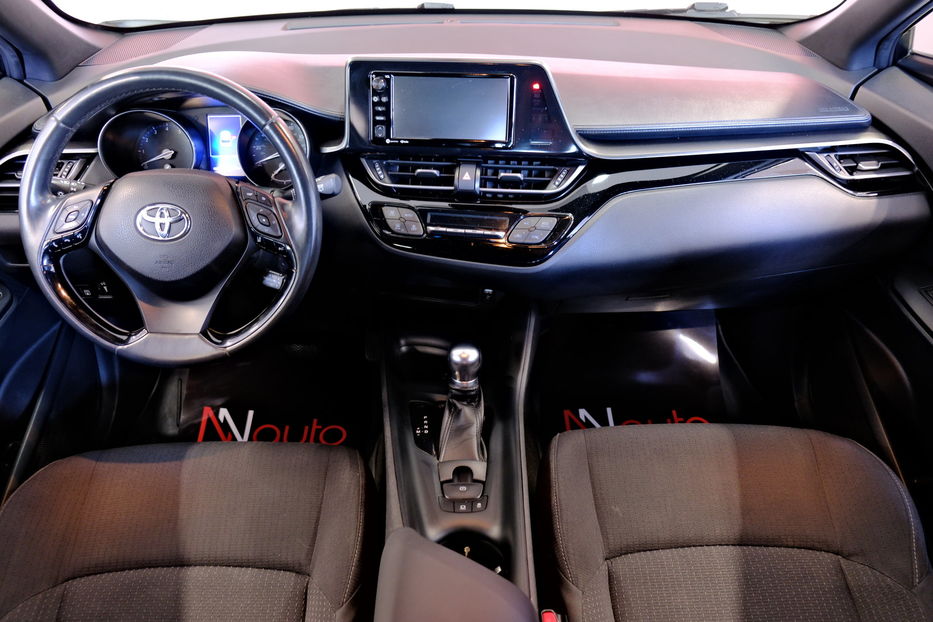 Продам Toyota C-HR 2017 года в Одессе