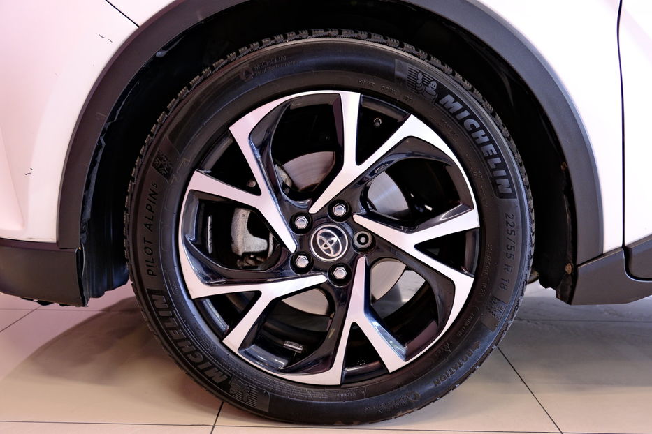 Продам Toyota C-HR 2017 года в Одессе