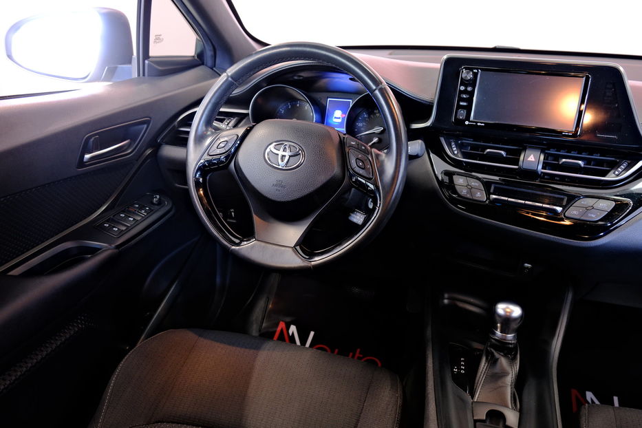 Продам Toyota C-HR 2017 года в Одессе