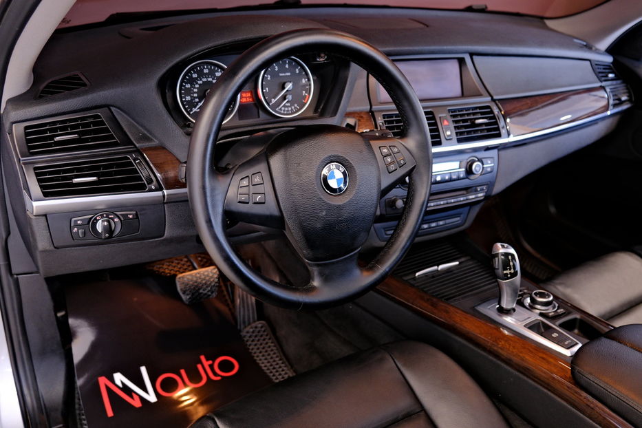 Продам BMW X5 2013 года в Одессе