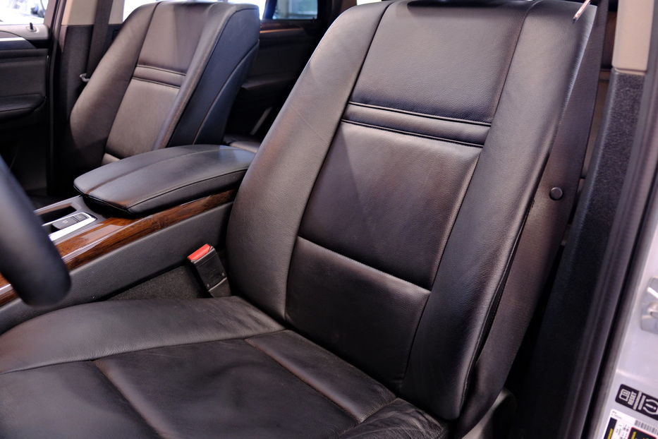 Продам BMW X5 2013 года в Одессе
