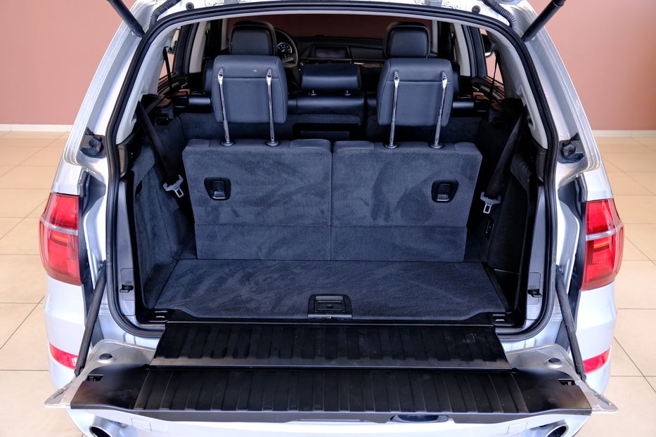 Продам BMW X5 2013 года в Одессе
