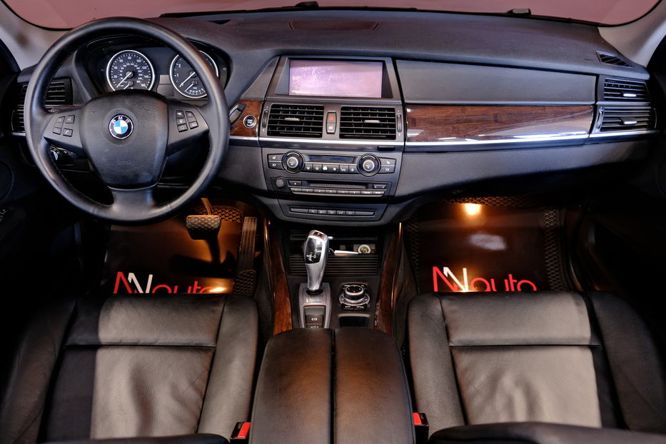Продам BMW X5 2013 года в Одессе