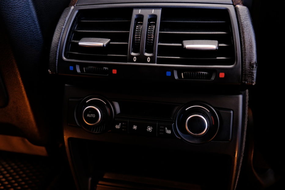 Продам BMW X5 2013 года в Одессе