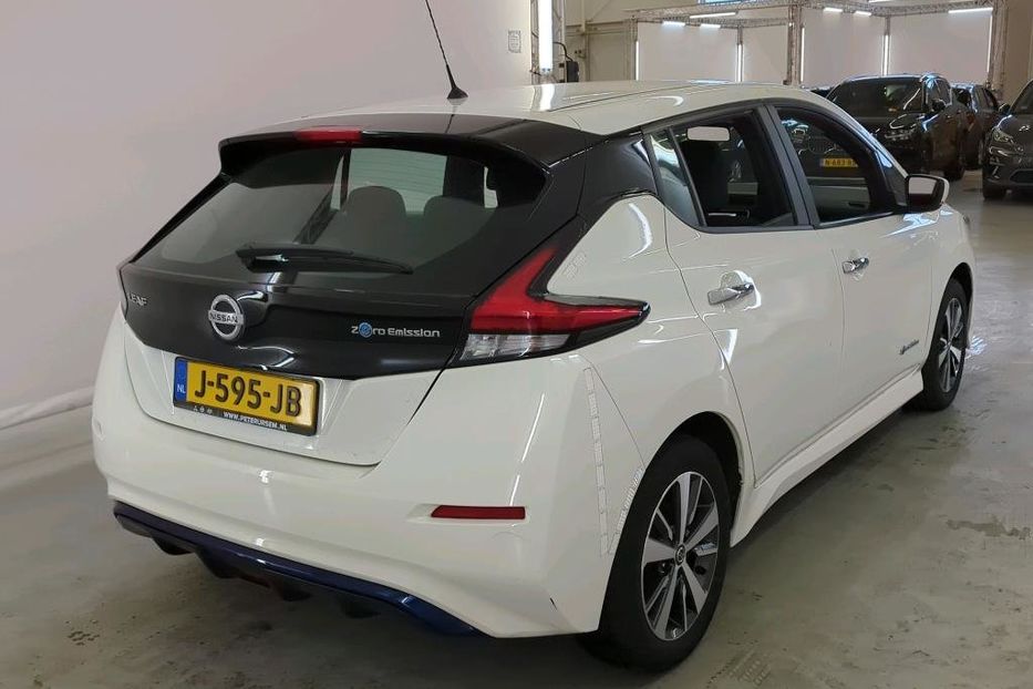 Продам Nissan Leaf  ACENTA 39kWh v7800 2020 года в Луцке