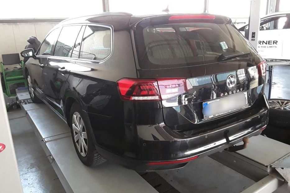 Продам Volkswagen Passat B8 Volkswagen Passat B8 Variant 2021 года в Львове