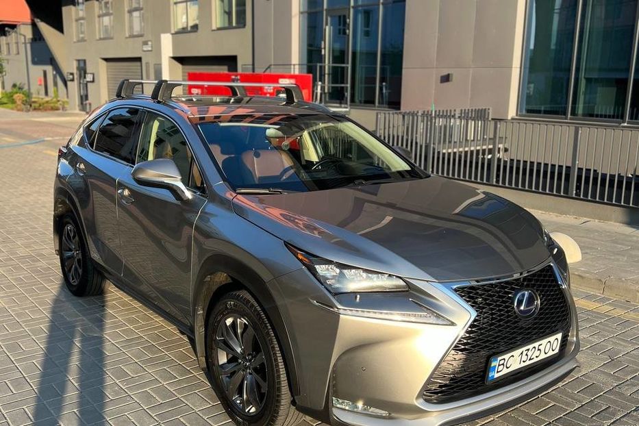 Продам Lexus NX 300 Lexus NX 300h 205 к.с. Гібрид 2017 года в Львове
