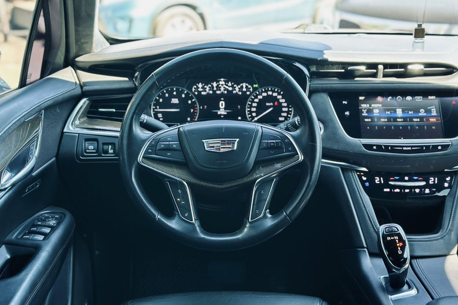 Продам Cadillac XLR 2017 года в Киеве